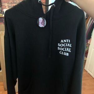 ANTI SOCIAL SOCIAL CLUB HOODIE SIZE L